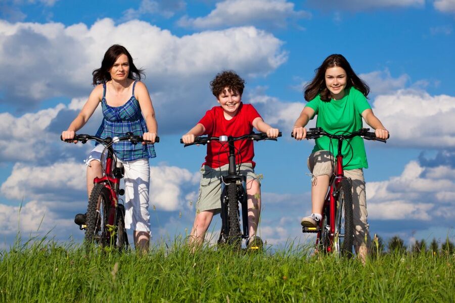 Discover Oxford: City & Countryside Cycling Tour - A garden pub stop, if you want one