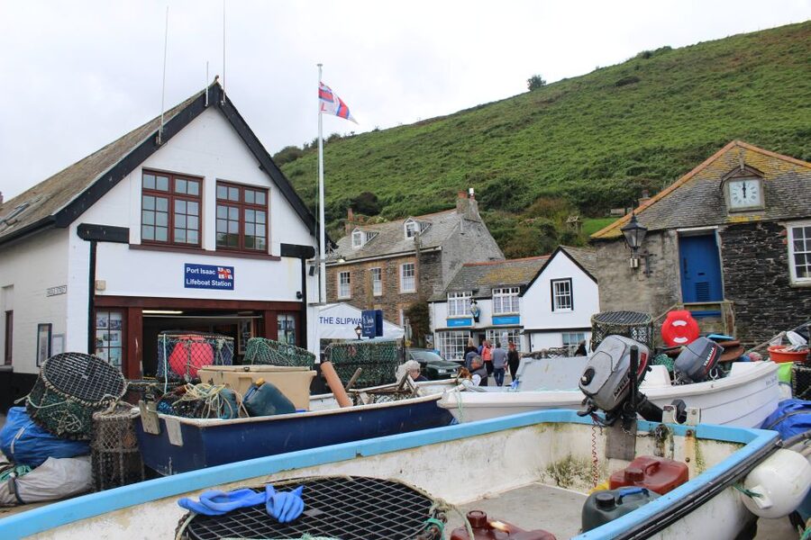 Doc Martin Tour - Who will enjoy this tour most