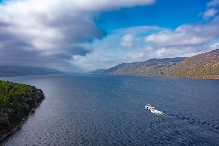 Dochgarroch: Caledonian Canal and Loch Ness 50min Cruise - Arriving at Dochgarroch Lock