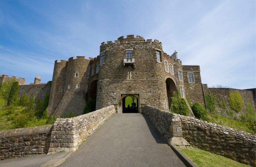 Dover Castle, White Cliffs, Leeds Castle: Private Tour - Is $1,349 good value for seven people?