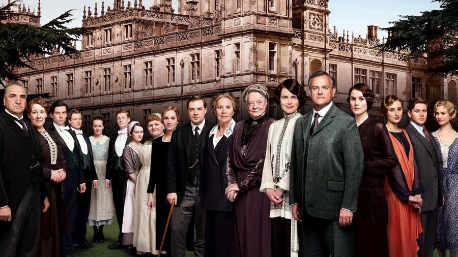 Downton Abbey and Village Small Group Tour from London - The five details that shape your day