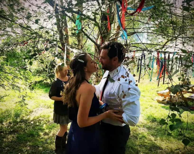 Drumnadrochit: Celtic Handfasting Ceremony and Picnic - What the included ceremony items add
