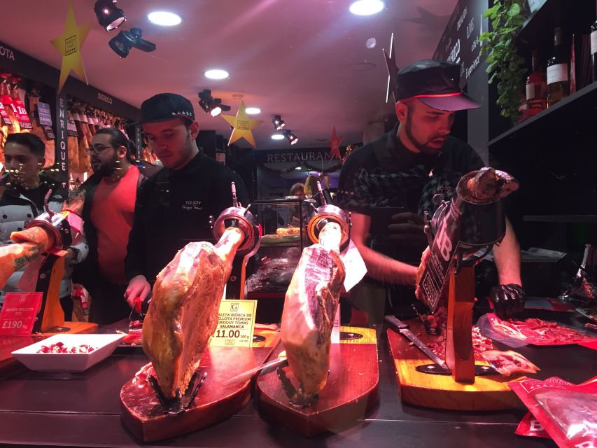 Eat Like a Londoner: The Internationalist Food Experience - Wandering through Soho and Covent Garden
