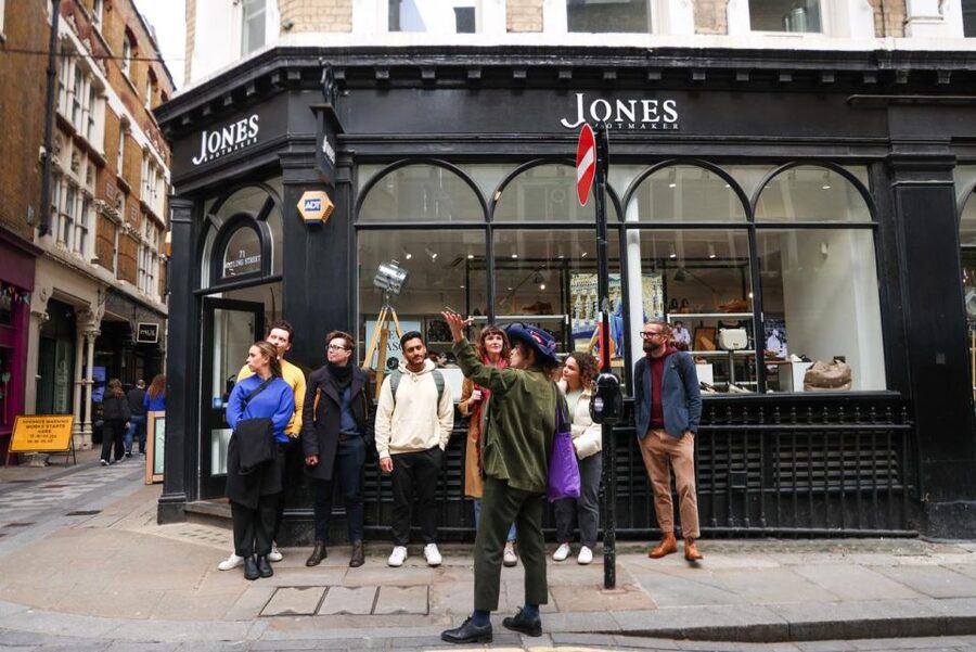 Eating London: Heart Of 'The City' Food Tour - Pies, buns, and the pleasure of small portions