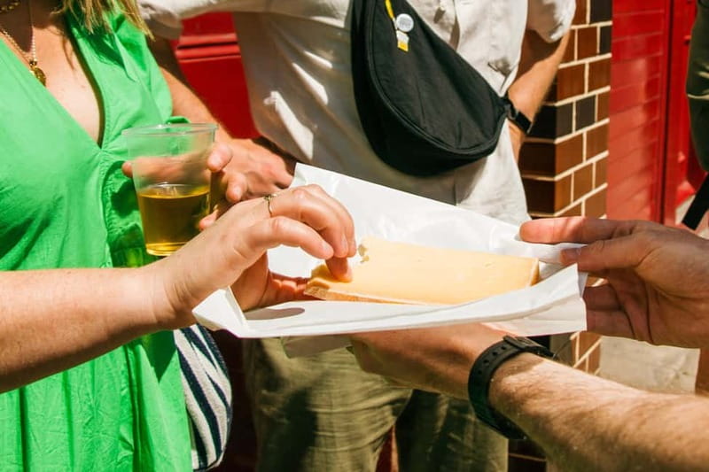 Eating London: Southwark & Bankside Food Tour - Crumbles, toffee pudding, and the sweet finish
