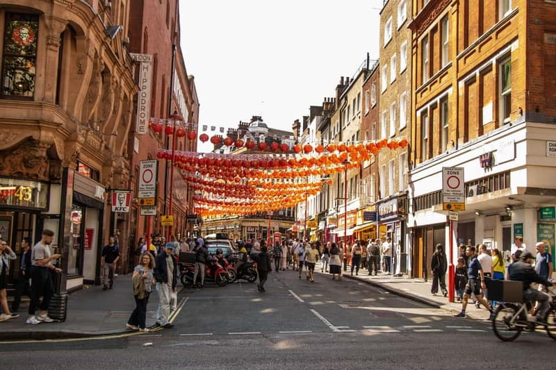 Eating London: Twilight Soho VIP Food & Drinks Tour - Soho’s scandalous past and musical landmarks