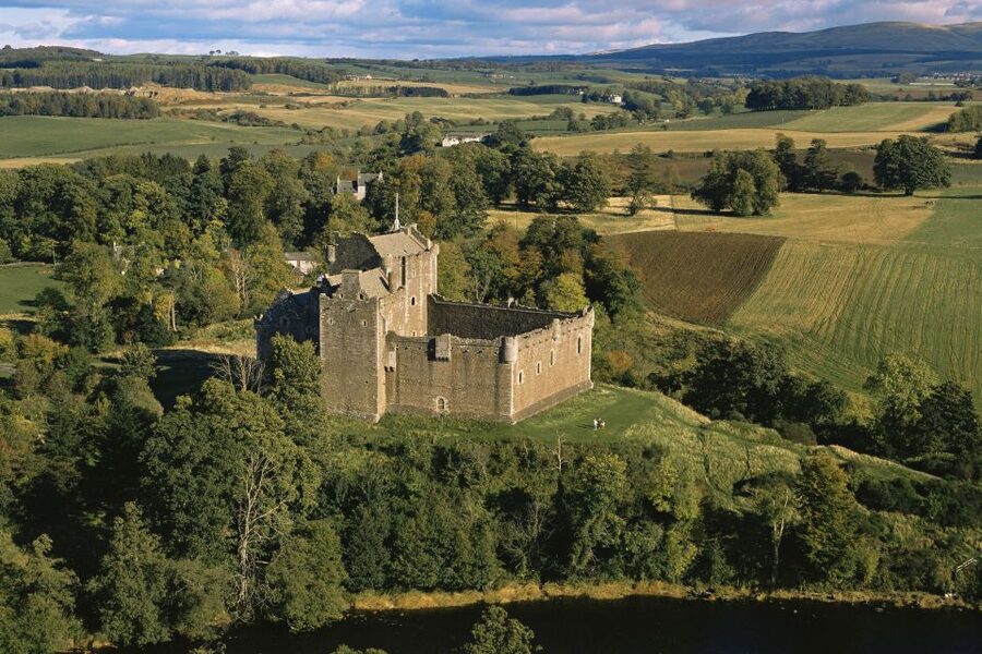 Edinburgh: 2-Day Loch Ness, Glencoe & Highlands Tour - Setting out from Edinburgh toward Glencoe
