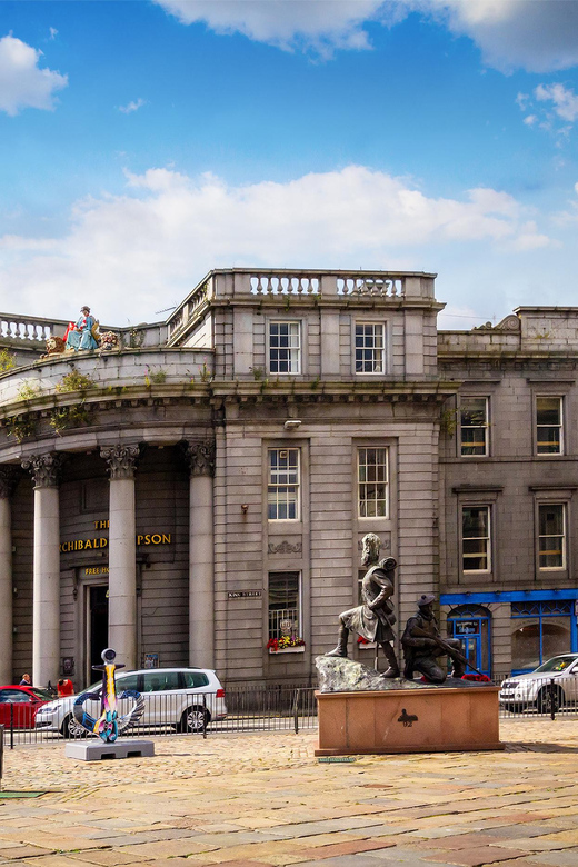 Edinburgh: Aberdeenshire, Balmoral Castle & Northeast Coast - Perth, the Forth Bridges, and the return