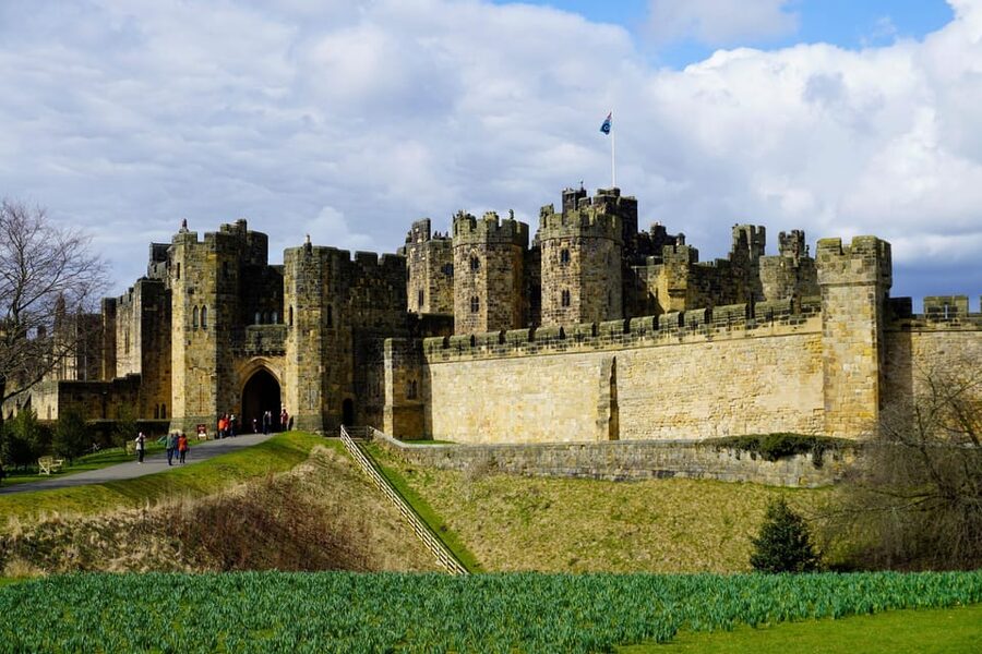 Edinburgh: Bamburgh Castle, Northumberland and Alnwick Trip - Leaving Edinburgh for Northumberland