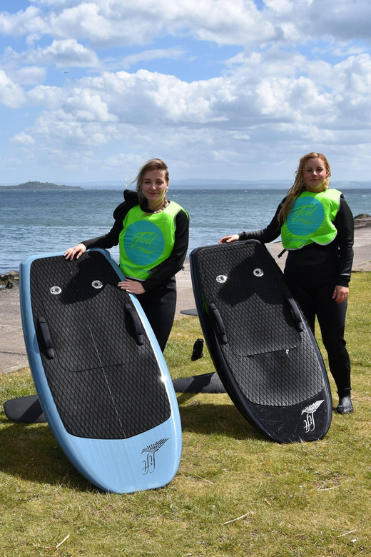 Edinburgh: Fly Over Water On an Electric Hydrofoil Surfboard - Key points to know before you book