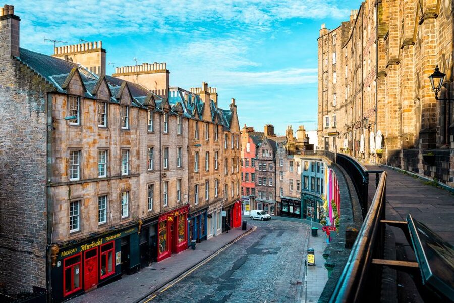 Edinburgh: Guided Harry Potter Tour in French - Key points to know before booking