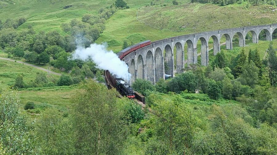 Edinburgh: Harry Potter, Glenfinnan Viaduct & Highland Tour - Why this private Highland day works