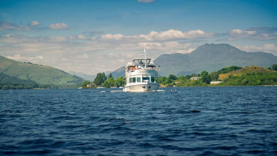 Edinburgh: Loch Lomond, Stirling Castle, and Kelpies Tour - Starting early at Waterloo Place