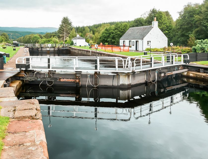 Edinburgh: Loch Ness, Glencoe & the Scottish Highlands Tour - How much time do you spend on the coach?