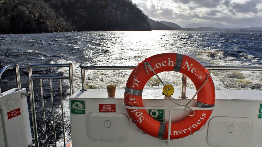 Edinburgh: Loch Ness, Scenic Walk, Glencoe & Whisky Day Tour - Scottish fish and chips at the end of the day