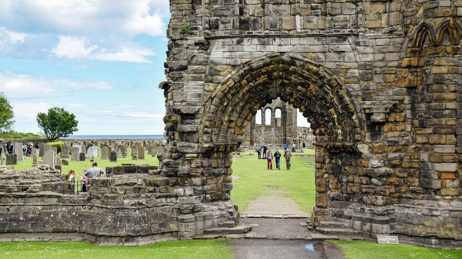 Edinburgh: St Andrews, Dunnottar Castle & Falkland Tour - The cliff walk to Dunnottar Castle