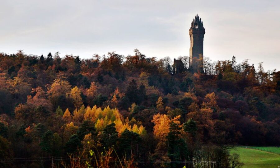 Edinburgh: Stirling, Whisky & St Andrews Tour in Italian - The road to St Andrews and its Catholic past