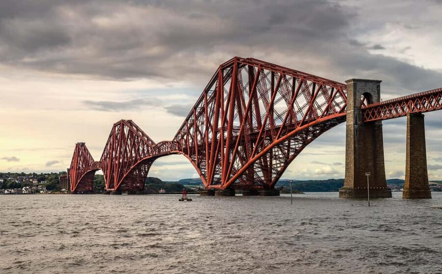 Edinburgh to Scottish Highlands: Whisky, Views & Hairy Coos - Queensferry and the Forth Bridges