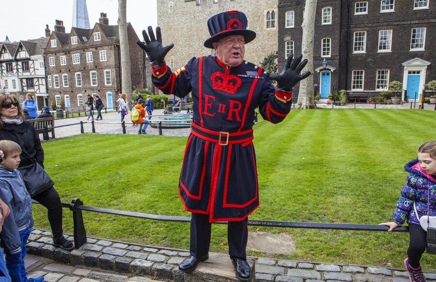 Exclusive Beefeater Meet & Greet at the Tower of London - Key points to know before booking