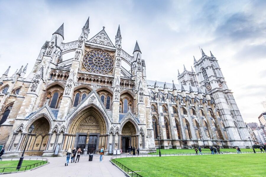 Fast Track Churchill War Rooms Tour with Pickup in London - Is $462 per person good value?
