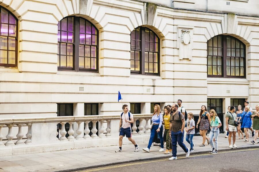 French Language: Original Harry Potter Walking Tour - Finishing at Palace Theatre London