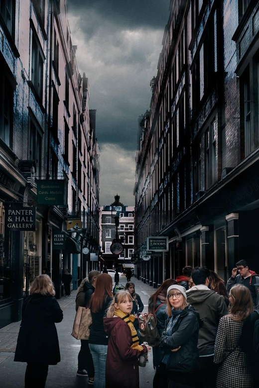 French Language: Original Harry Potter Walking Tour - Borough Market and the Real Diagon Alley
