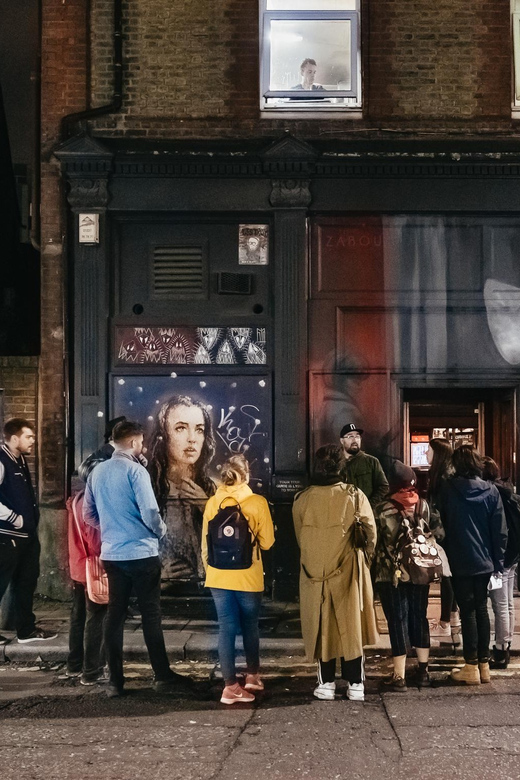 French Language : Original Jack the Ripper Tour - Mitre Square and the real crime scenes