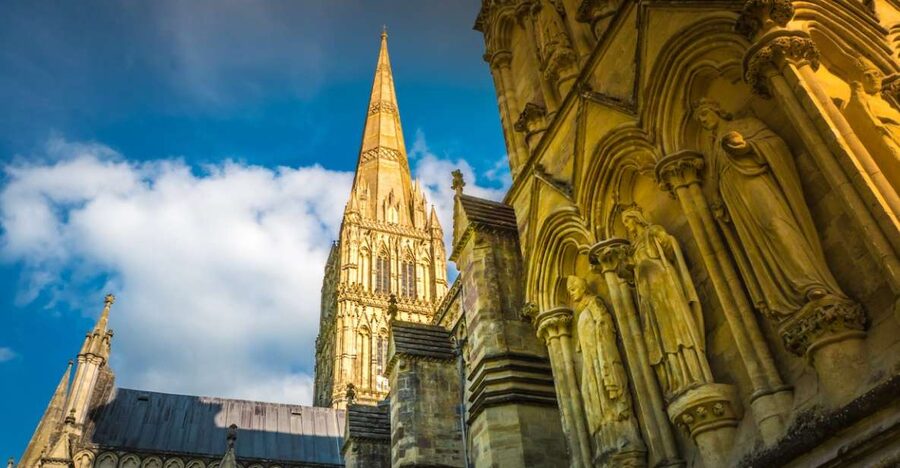 From Bath: Private Stonehenge and Salisbury Tour with Pickup - The five details that shape the day