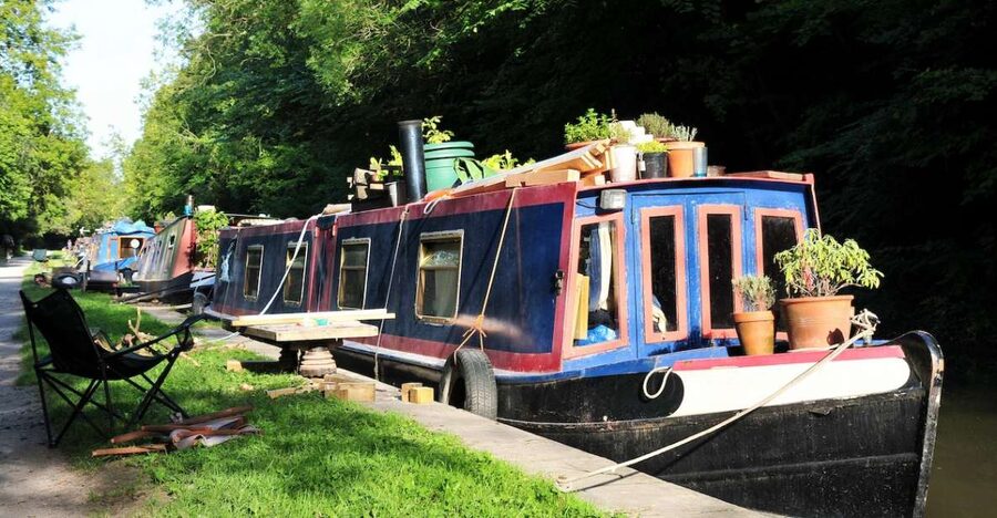 From Bath: Private Tour to Serene Cotswolds with Pickup - What the Guide Adds