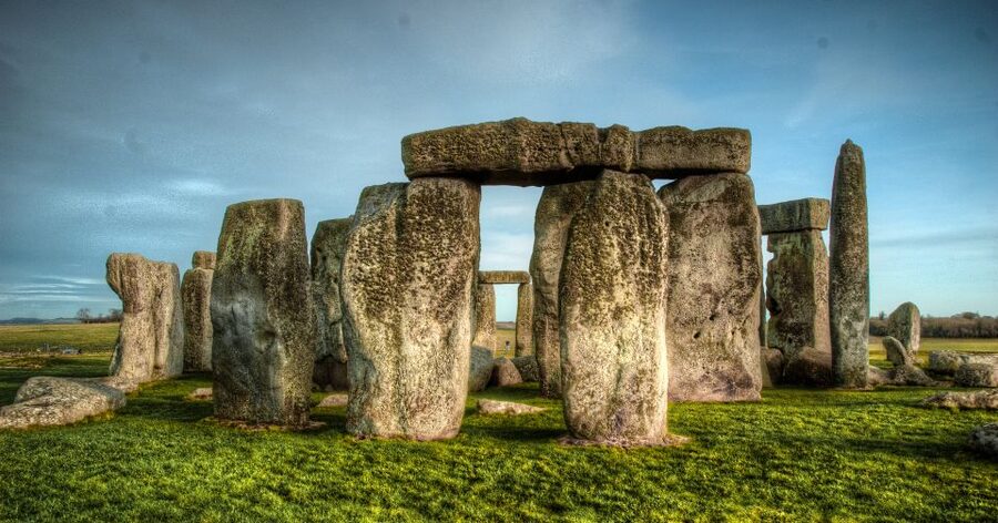 From Birmingham: Stonehenge & Bath Day Tour - The drive to Bath and your first city views