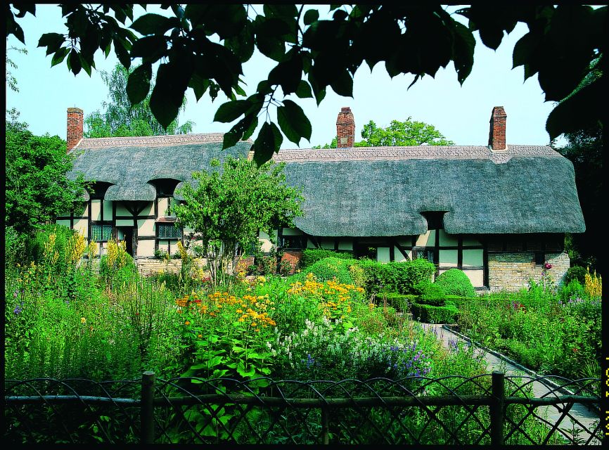 From Brighton: Stratford-upon-Avon & The Cotswolds Day Trip - Free time for your own Stratford visit