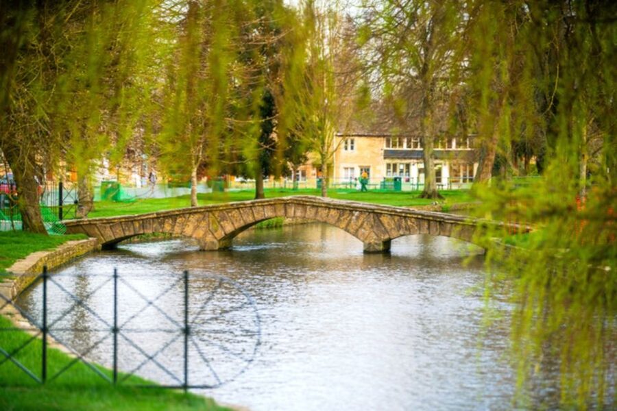 From Brighton: Stratford-upon-Avon & The Cotswolds Day Trip - Timing, meeting point, and what to bring