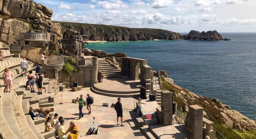 From Bristol: 4-Day Cornwall, Devon & Stonehenge Tour - Day 2: St Ives, Land’s End and St Michael’s Mount