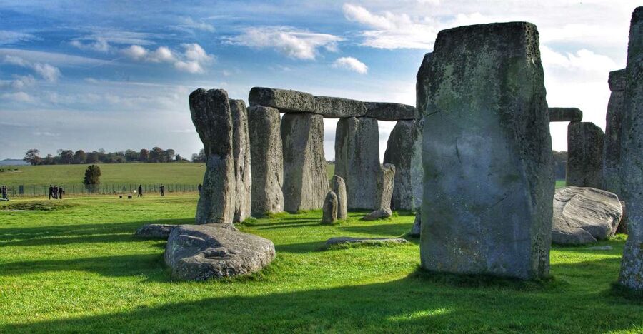 From Cambridge: Guided Day Tour to Bath and Stonehenge - Why this day tour makes sense from Cambridge