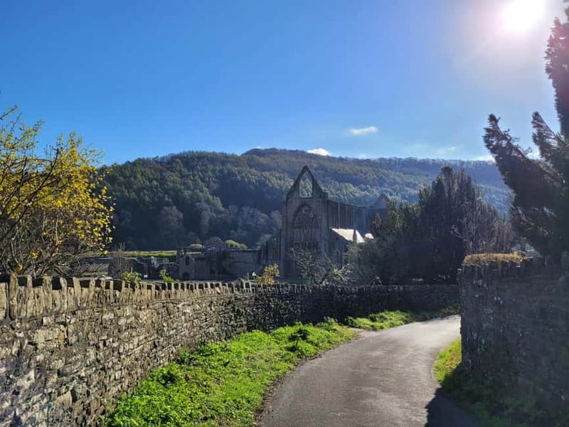From Cardiff: Guided Tour of Welsh Valleys - Meeting your guide in Cardiff
