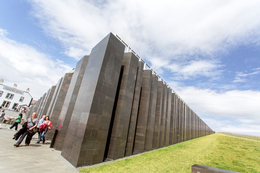 From Dublin: Giant's Causeway, Dark Hedge & Belfast Tour - Giant’s Causeway: the reason to take the trip