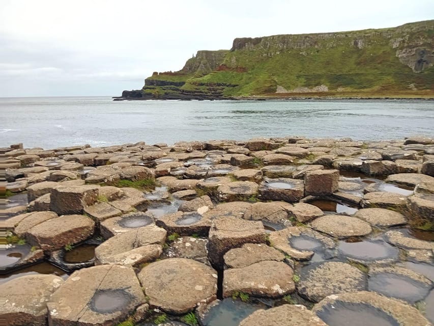 From Dublin: Giants Causeway Private Tour - The Carrick-a-Rede Rope Bridge option