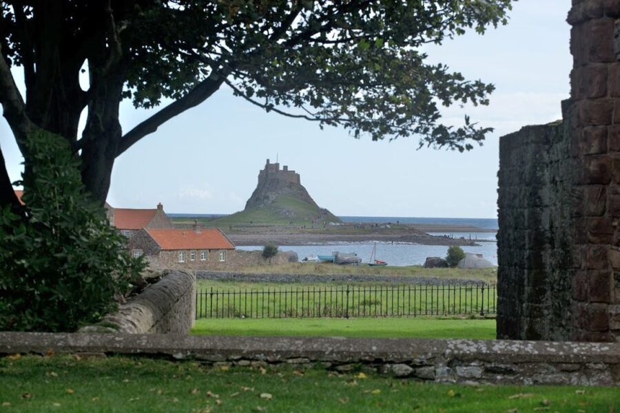 From Edinburg: Viking Coast & Alnwick Castle Day Tour - Why this Edinburgh day trip works