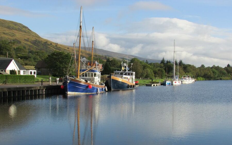 From Edinburgh: 2-Day Loch Ness, Inverness & Highlands Tour - Rannoch Moor and the dark drama of Glencoe