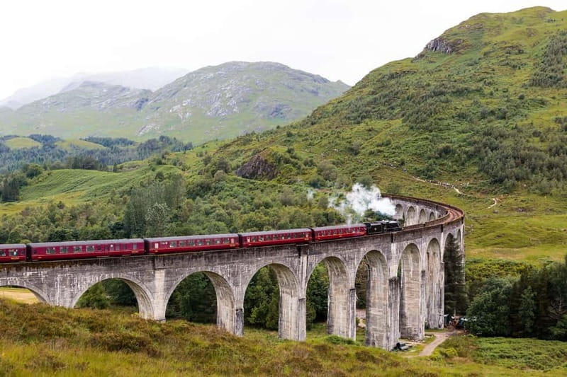 From Edinburgh: 6-Day Isle of Skye and Hebridean Hopper Tour - Shared hostel accommodation and daily comfort