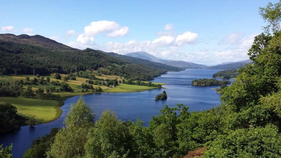 From Edinburgh: Best of Scotland Small-Group Day Tour - The guides can make or break the day
