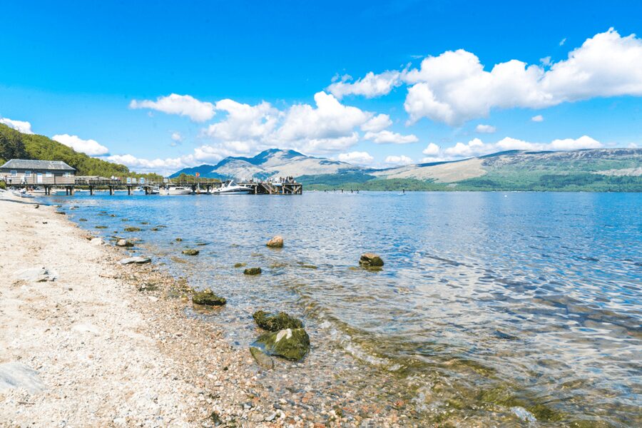From Edinburgh: Highland Lochs, Glens, and Castles Tour - The small coach and the guide make a real difference