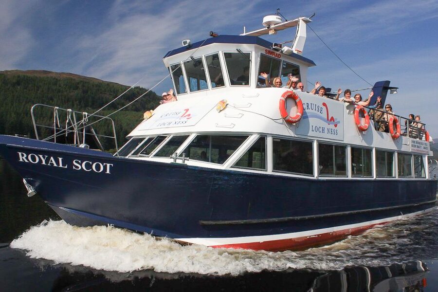 From Edinburgh: Loch Ness and The Highlands Tour - Why the guides matter on a 12-hour ride