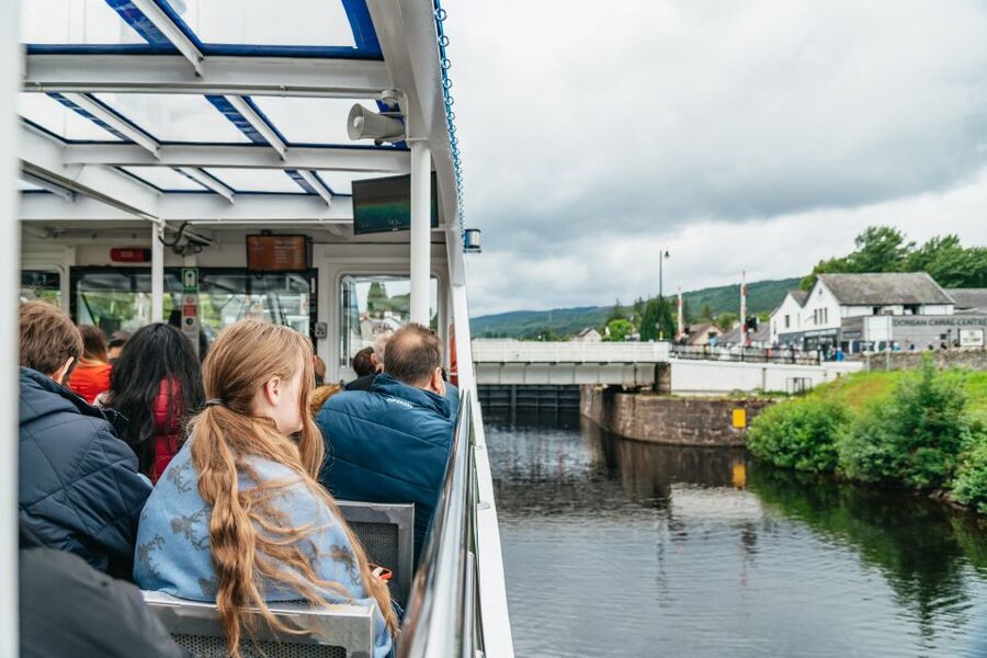 From Edinburgh: Loch Ness, Glencoe & Scottish Highlands Tour - Picking the right Loch Ness option