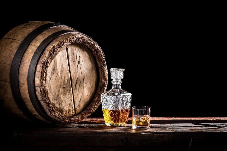From Edinburgh: Speyside Whisky Trail 3-Day Group Tour - Day one: Lindores Abbey, Braemar, and the Whisky Castle