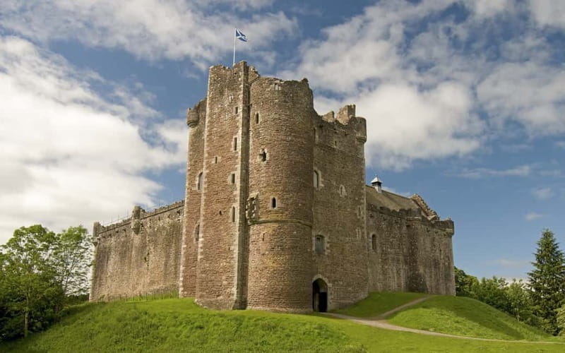 From Edinburgh: Stirling Castle, Kelpies and Loch Lomond - What the $74 price really covers