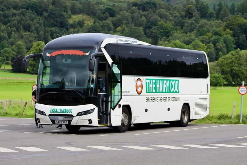 From Edinburgh: Stirling Castle, Kelpies and Loch Lomond - How to prepare for the bus and weather