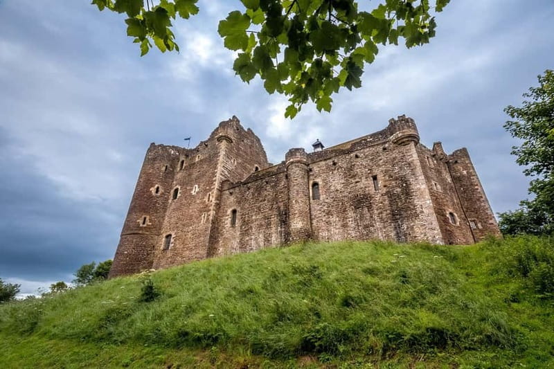 From Glasgow: Castles, Clans & Outlander Day Tour - Doune Castle: the first major Outlander stop