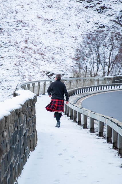 From Glasgow: Glenfinnan, Fort William, and Glencoe Day Trip - Neptune’s Staircase and the road south
