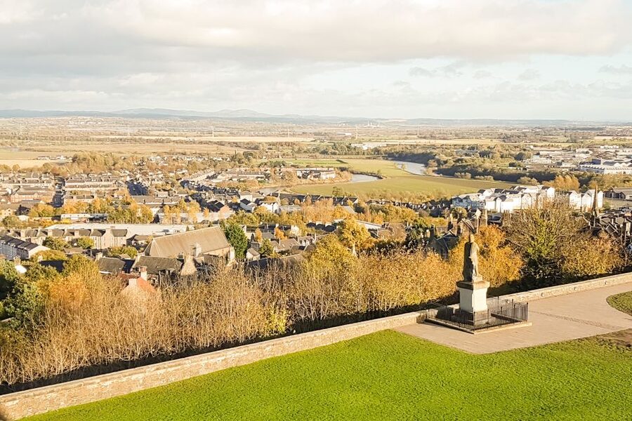 From Glasgow: Loch Lomond, Trossachs & Stirling Castle Tour - Meeting the coach in central Glasgow